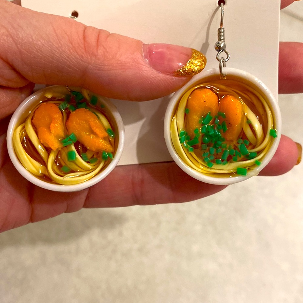 Pho 🍜 bowl earrings! - Picture 6 of 9
